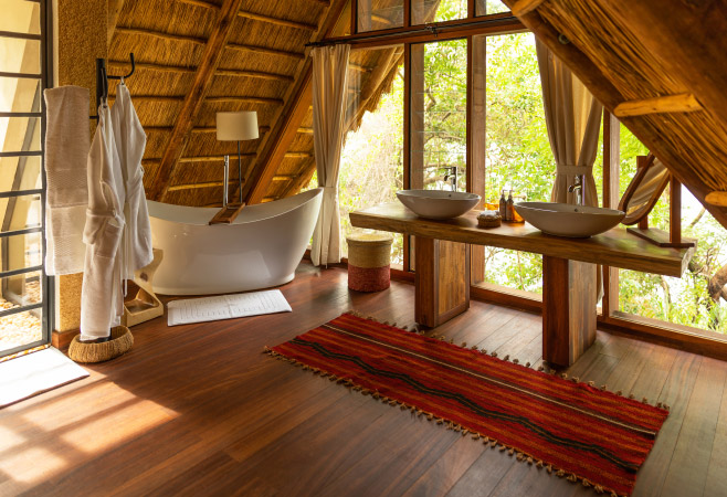 Bathroom in a luxury lodge, Murchison Falls, Uganda