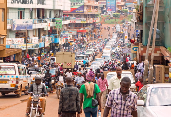Centre The daily street life in Kampala