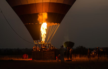 Hot Air Balloon in Uganda: Best safari locations & tips for tourists