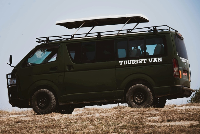 Uganda Car Rental Guide – How to rent a car & explore safely